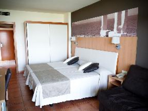 OHTELS VILLA ROMANA