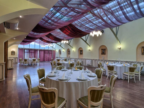Mercure Medias Binderbubi Hotel And Spa