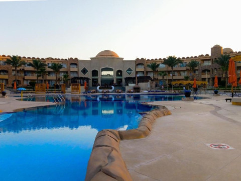Utopia Blue Resort