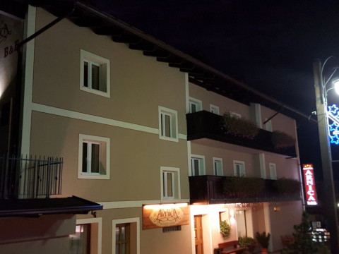 ARNICA HOTEL