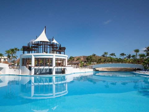 Bahia Principe Escape Tequila