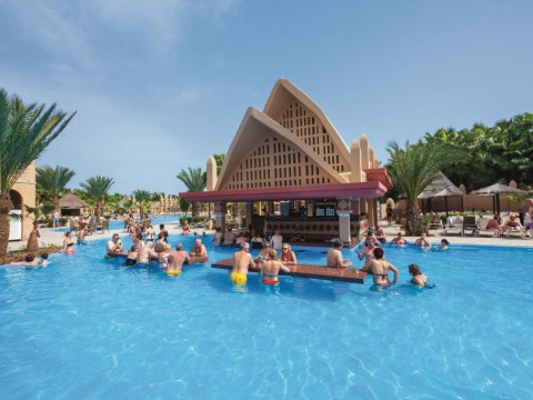 RIU Funana