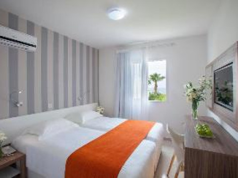 PRINCESSA VERA HOTEL APARTMENTS