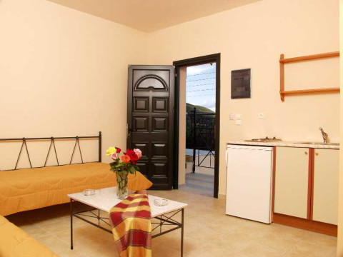 ELANTHI VILLAGE APARTMENTS