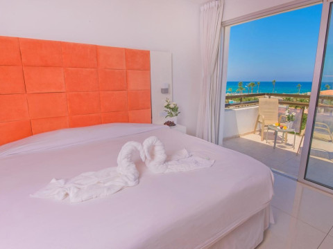 Marlita Beach Hotel Apartments
