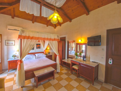 SEA VIEW VILLAGE STUDIOS AND APARTMENTS