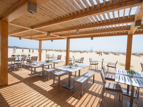 Oasis Salinas Sea