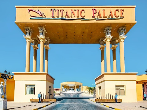 Titanic Palace Resort