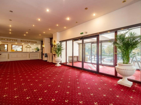 HOTEL CETATE.