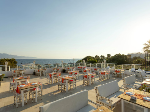 CHARM BEACH HOTEL