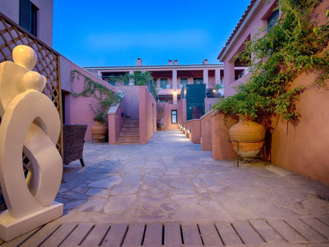 The Varos Residences Hotel