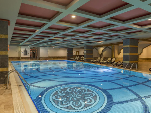 ROYAL DRAGON HOTEL