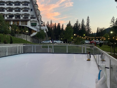 HOTEL PESTERA. - Moroeni - Parcul Natural Bucegi - Cota 1610