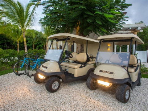 AMAZING GOLF VILLA AT LUXURY RESORT IN PUNTA CANA INCLUDES STAF