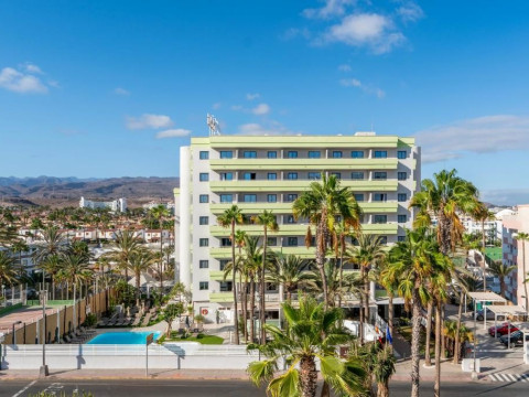 LIVVO Anamar Suites