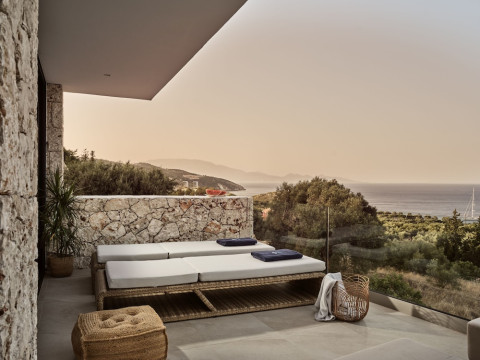 THE SALL SUITES COMPLEX B - SEA VIEWS