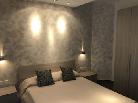 10 THE OLIVE GARDENS