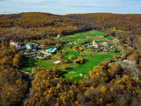 SUNGARDEN GOLF AND SPA RESORT.