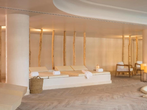Lunas Resort Yoga & Spa