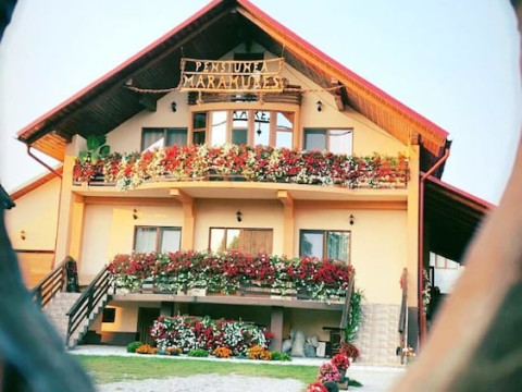 PENSIUNA MARAMURES-HOTENI