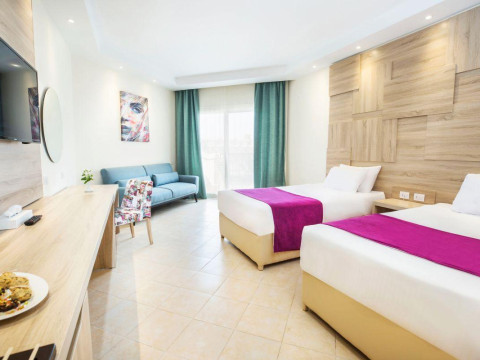 PYRAMISA BEACH RESORT SAHL HASHEESH