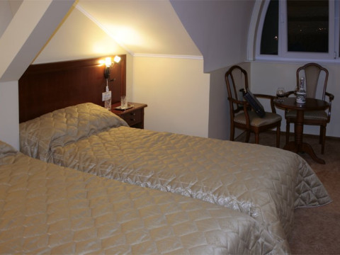 HOTEL MAXIM