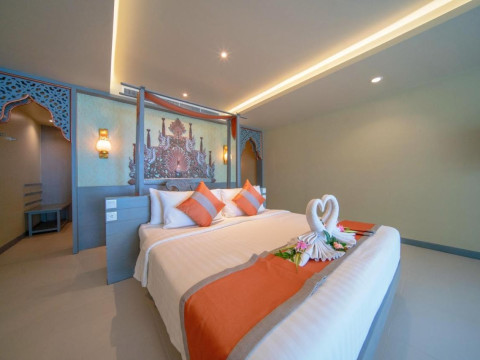 Maikhao Palm Beach Resort