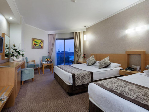 SAPHIR RESORT  SPA