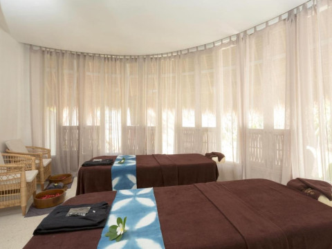 Eden Beach Resort & Spa