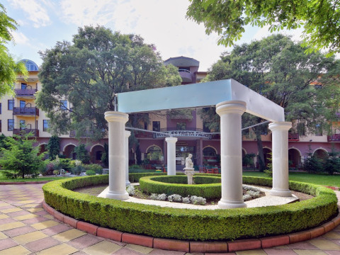 Estreya Residence (St.Constantin:E) 4*