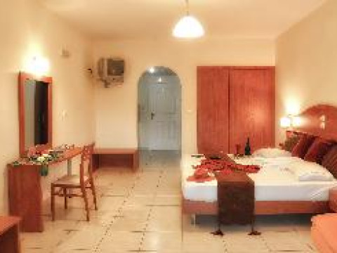 HOTEL BELUSSI BEACH