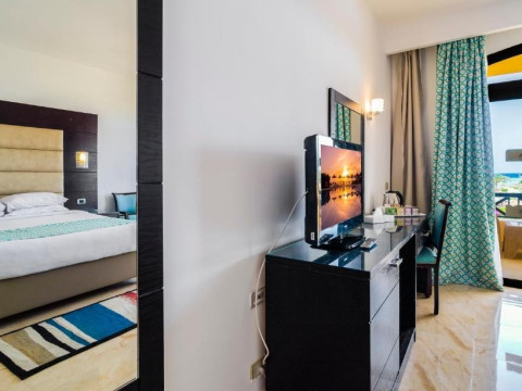 Blend El Phistone Resort