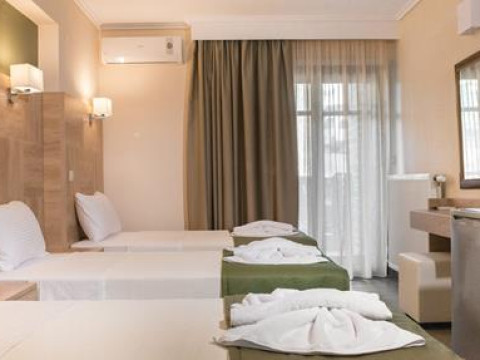 Konaki Ouranoupolis Hotel