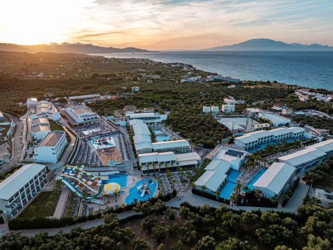 CARETTA PARADISE HOTEL AND WATERPARK TRAGAKI