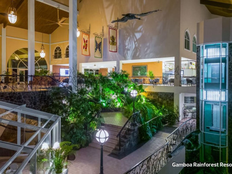 Combo Gamboa Rainforest Resort si Gran Evenia Bijao Beach Resort 