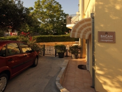 BACAN SERVICED APARTMENTS