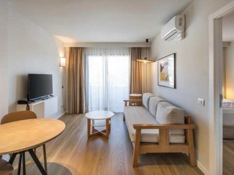 LIVVO Anamar Suites