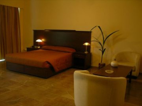APOLLO HOTEL