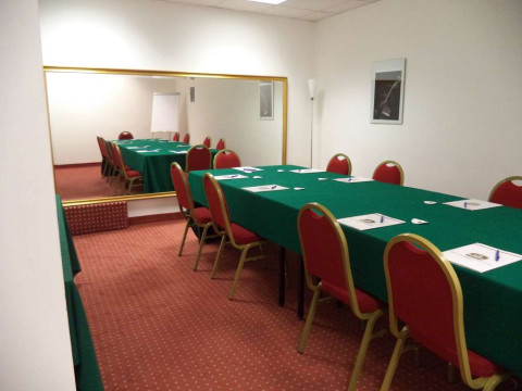 BEST WESTERN HOTEL CAVALIERI DELLA CORONA