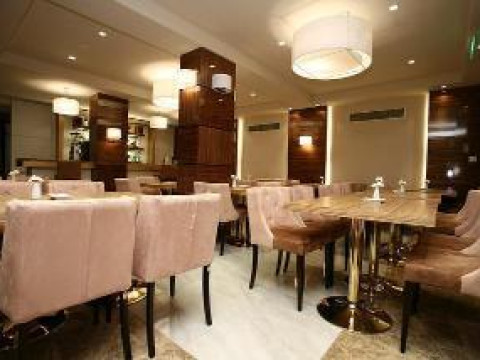 DOVITEL BOUTIQUE HOTEL