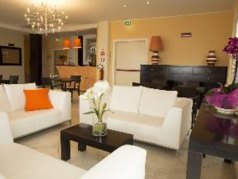 LU HOTEL RIVIERA