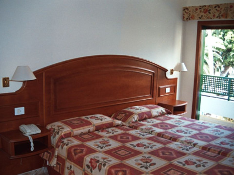 Aparthotel Tropical