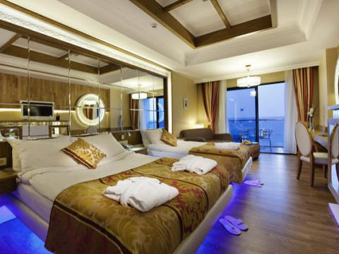 GRANADA LUXURY OKURCALAR