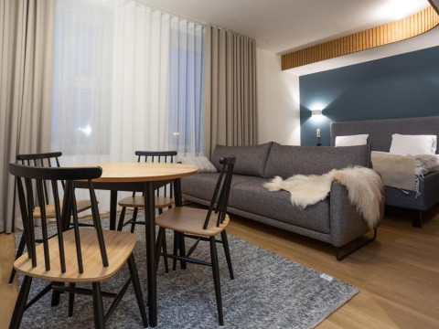Charter Laponia Hotel Posti Boutique Rovaniemi si Design Hotel Levi 