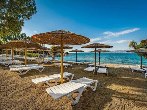 EVIA RIVIERA RESORT