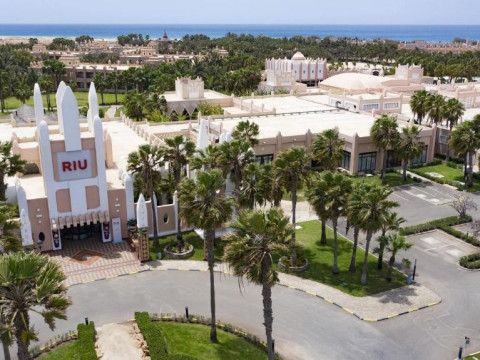 RIU Funana