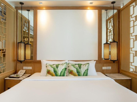 Katathani Phuket Beach Resort