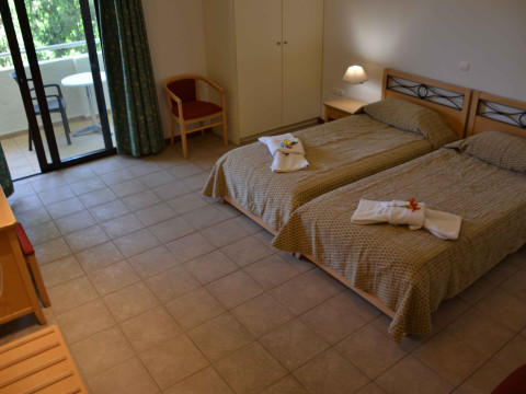 Dassia Holiday Club