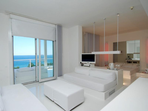 SUNIS HOTEL SU