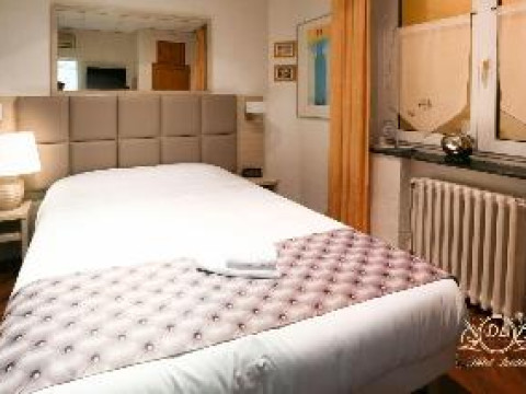 HOTEL LUTETIA